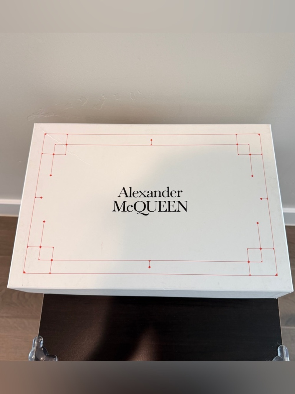 Alexander McQueen Women’s Oversized Sneakers White Gold Crocodile sz US 9.5 - Picture 16 of 16